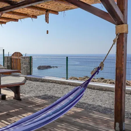 Blue Heaven Kerami Ferienhaus