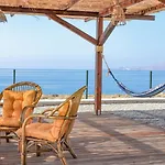 Blue Heaven Kerami 펜션 *