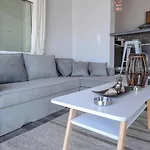 Blue Heaven Kerami 펜션 *