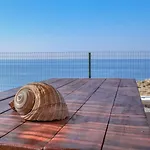 펜션 Blue Heaven Kerami 아크앤젤로스