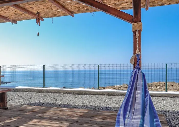 Blue Heaven Kerami Semesterbostad