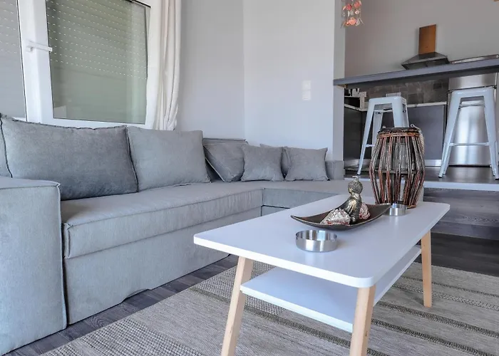 Blue Heaven Kerami Semesterbostad *